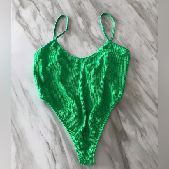 Good American Always Fits Swimsuit - Picture 1 of 5